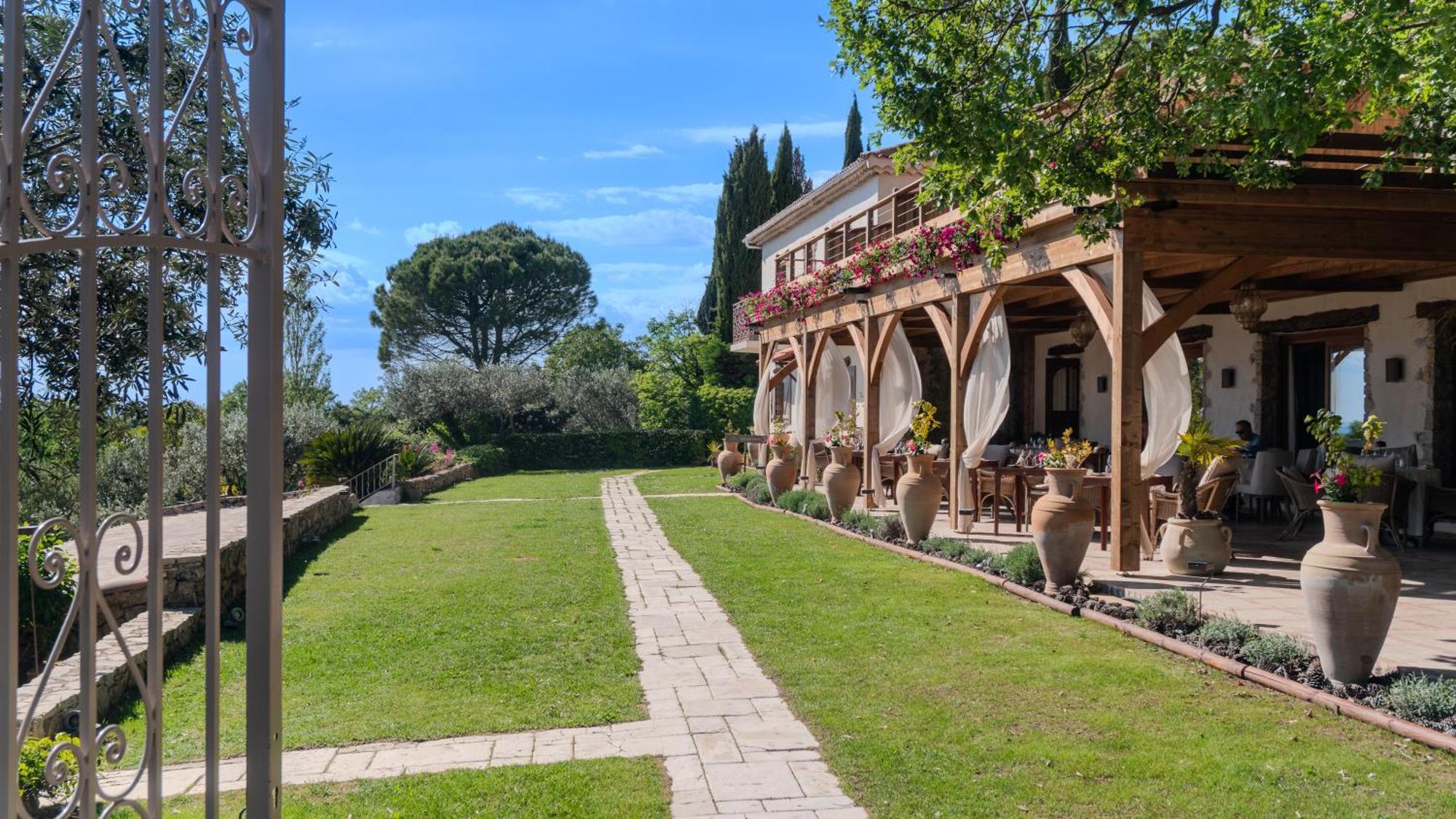 La Petite Auberge Tourtour Esterno foto
