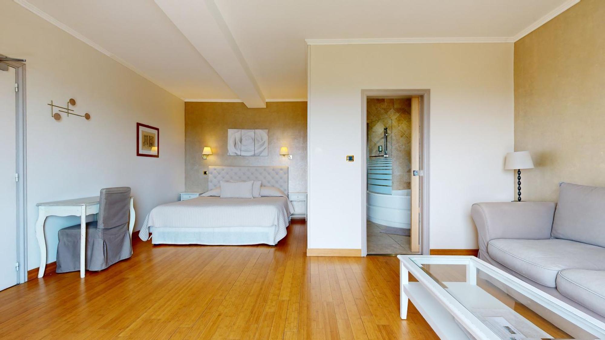 La Petite Auberge Tourtour Esterno foto